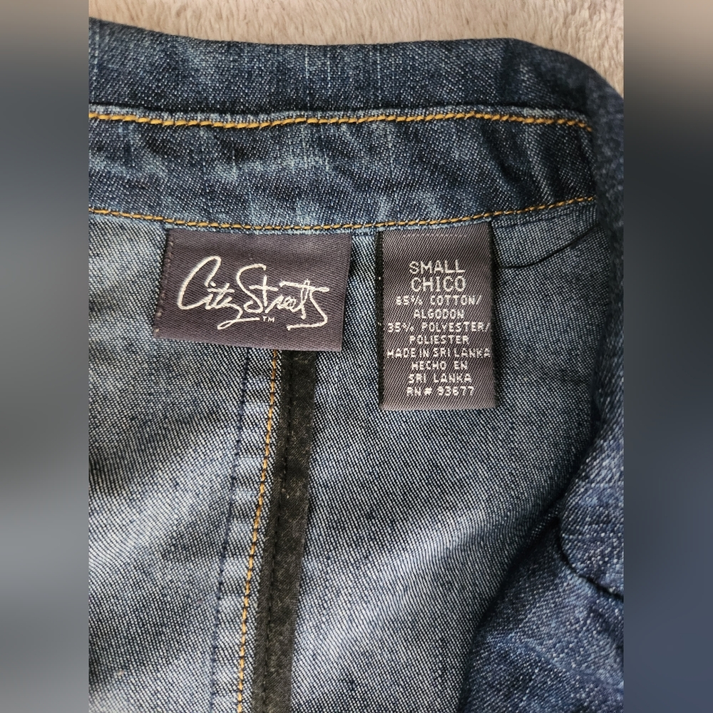 City Streets jean jacket - Picture 3 of 7